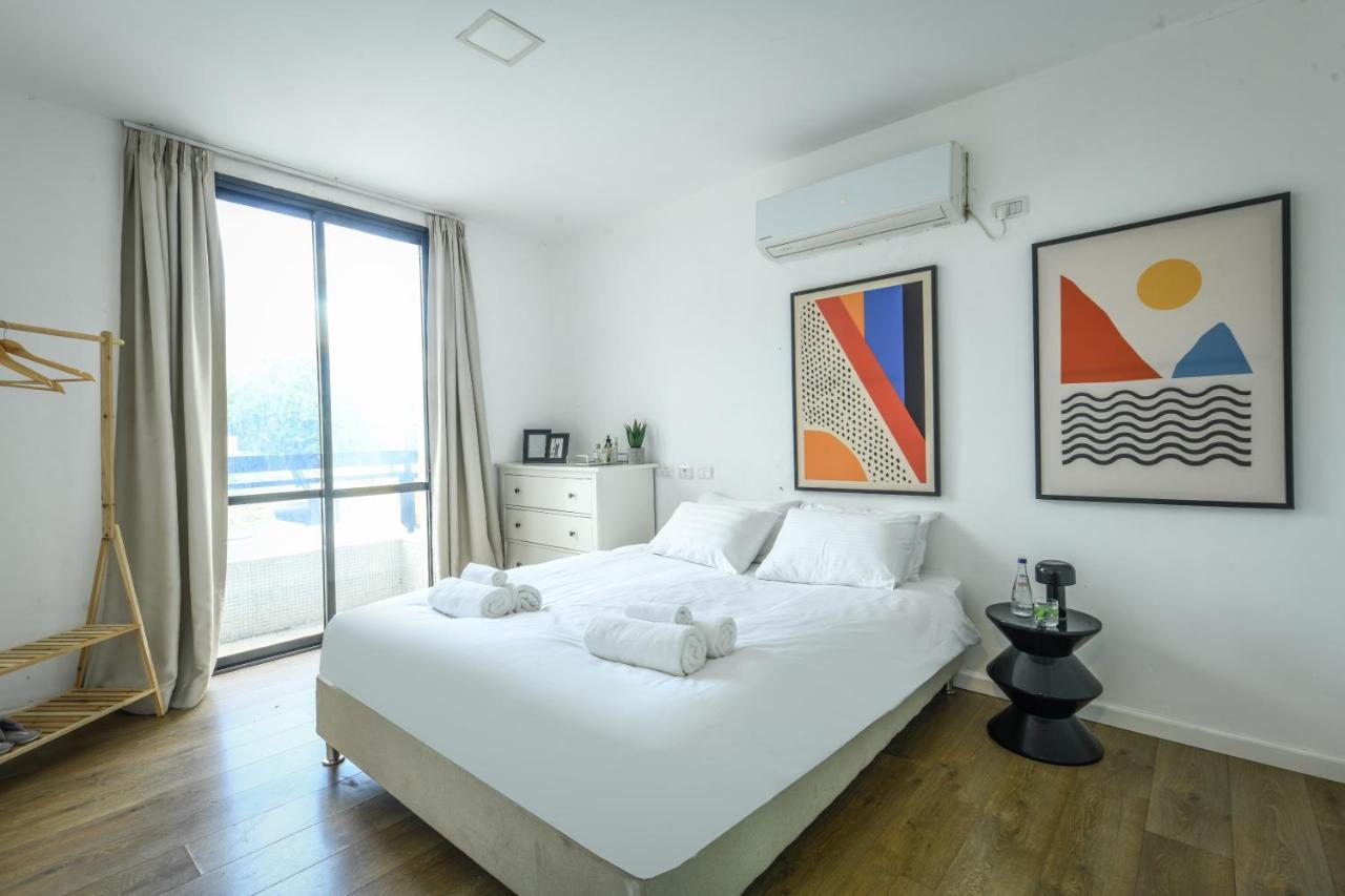 Modern & Bright 3Br Apt W View 5 Min From Beach By Sea N' Rent テル・アビブ エクステリア 写真