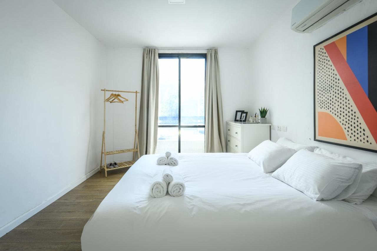 Modern & Bright 3Br Apt W View 5 Min From Beach By Sea N' Rent テル・アビブ エクステリア 写真